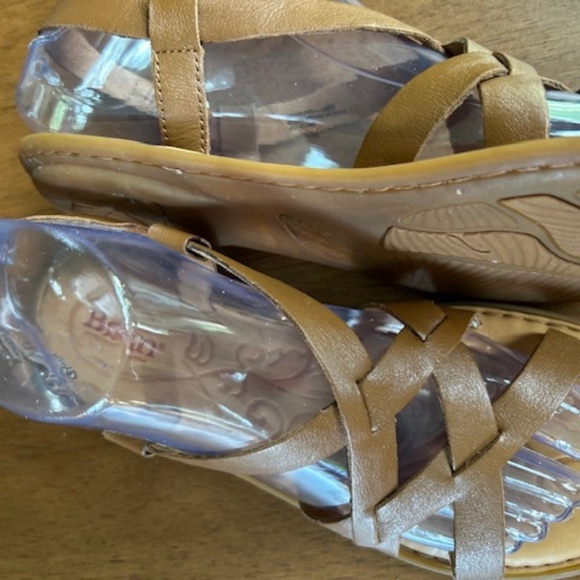 Born Leather Sandals, size 8 - Picture 2 of 5